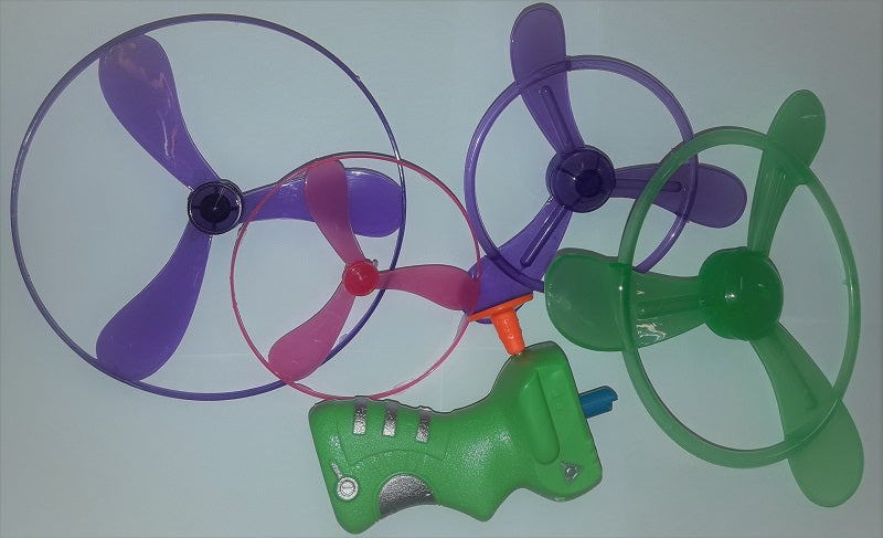 12 Fliegende Untertassen Sonderposten Restposten Tombola