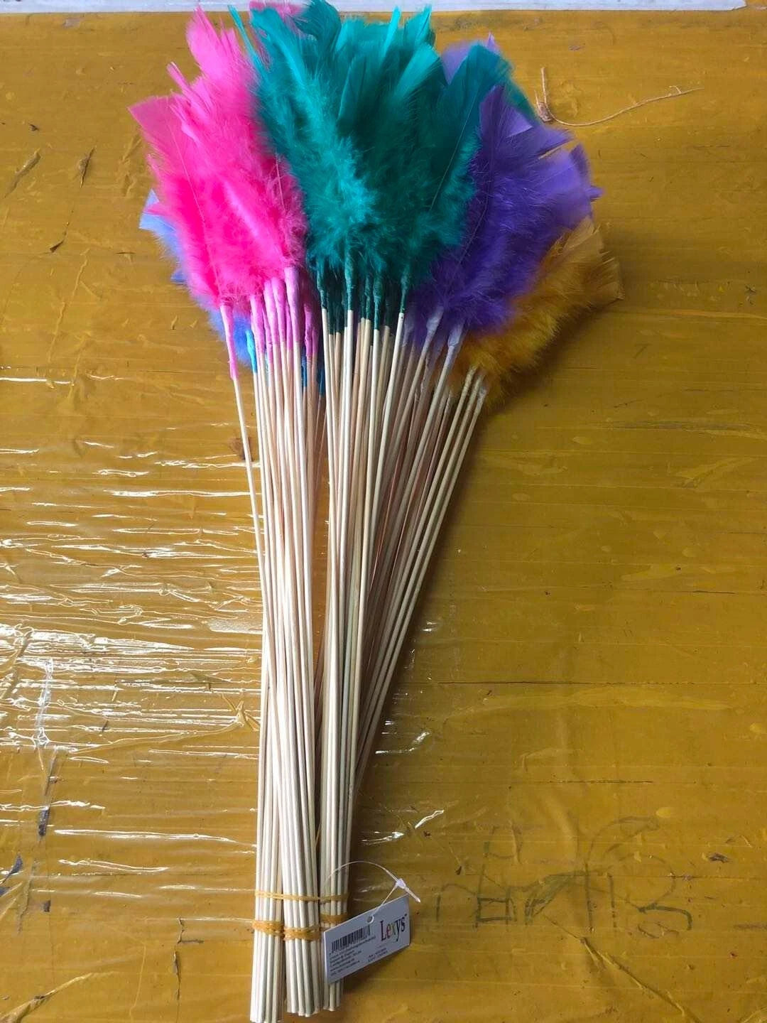 100-Stück Wedel aus Federn verschiede Farben  Kugelfänge Sonderposten Großhandel